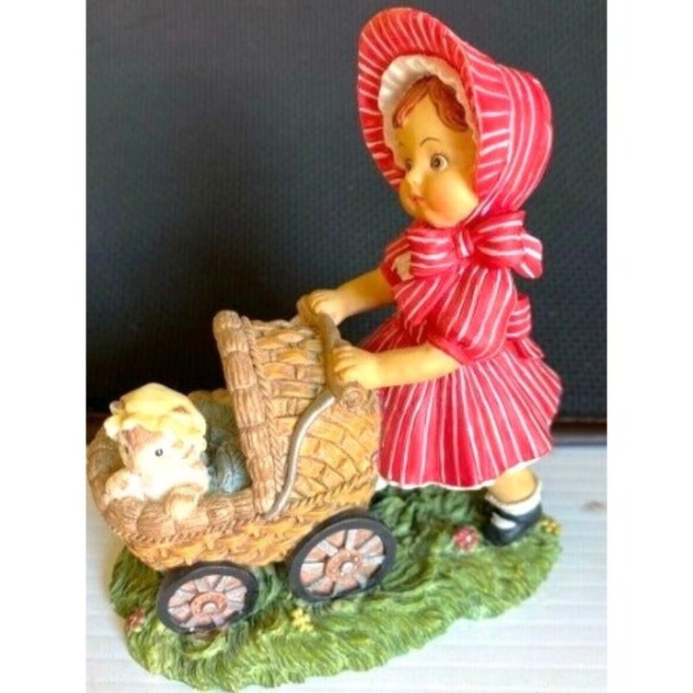 Patsy Effanbee Doll Heart To Heart statue Figurine Resin